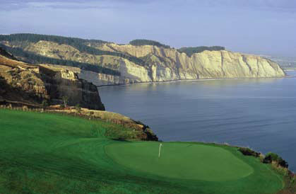 Enjoy Ireland at its best on our Emerald Ireland vacation